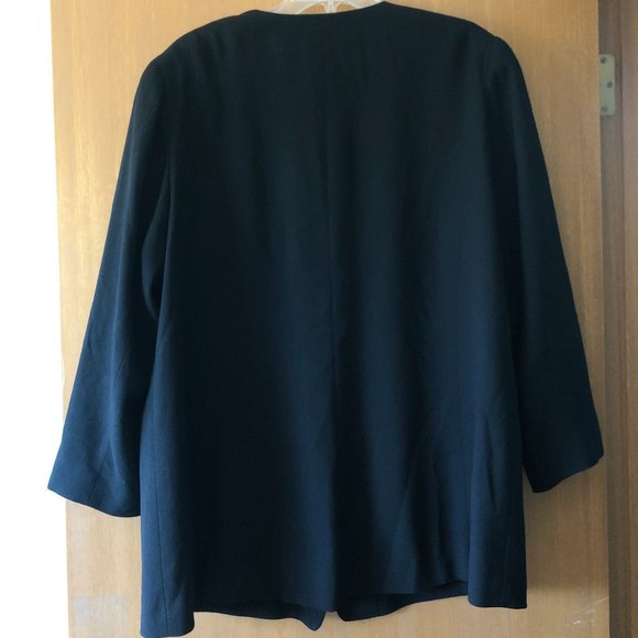 Louben Black blazer with gold buttons - Picture 3 of 3